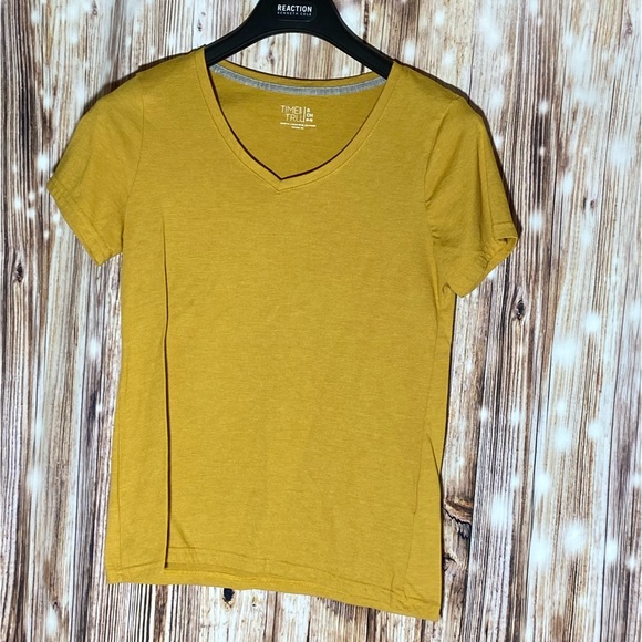 Lot Of 2 Time And Tru V-Neck Tees Small Burnt Orange & Gold Mustard - Picture 4 of 15
